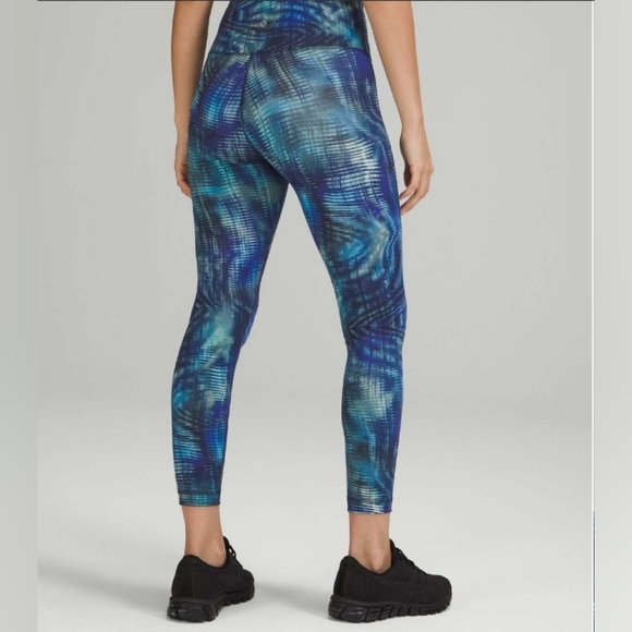 Lululemon Invigorate Legging - Picture 2 of 6